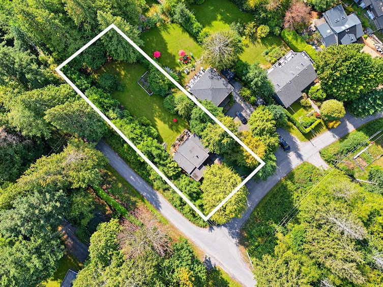 1991 Coach Road, Gibsons, BC, V0N 2W6 - 32