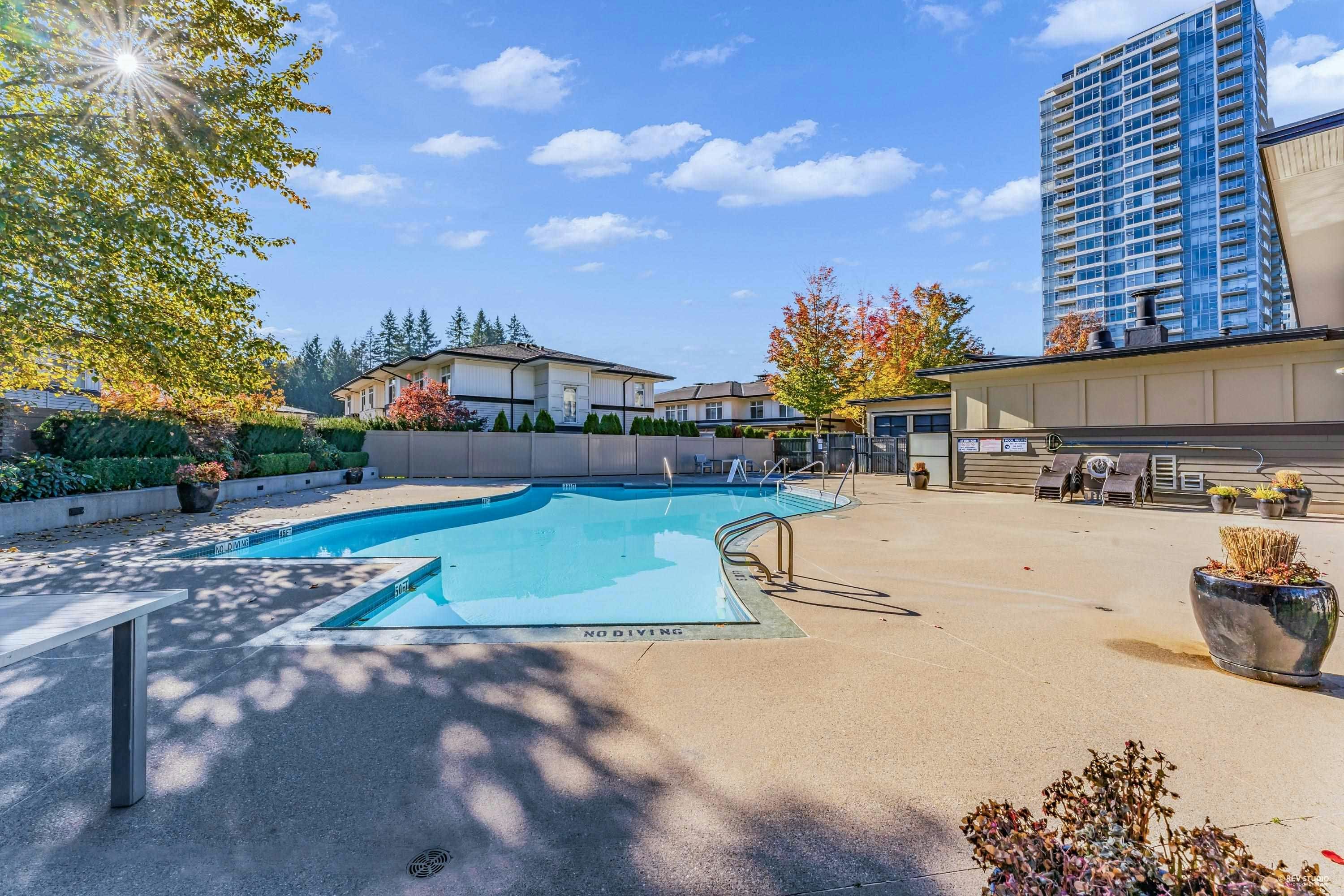 2001-3093 Windsor Gate, Coquitlam, BC, V3B 0N2 - 24