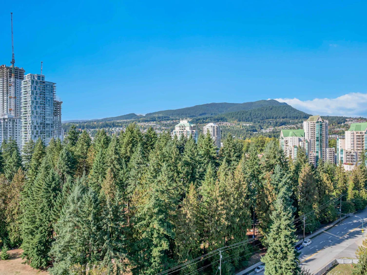 2001-3093 Windsor Gate, Coquitlam, BC, V3B 0N2 - 10