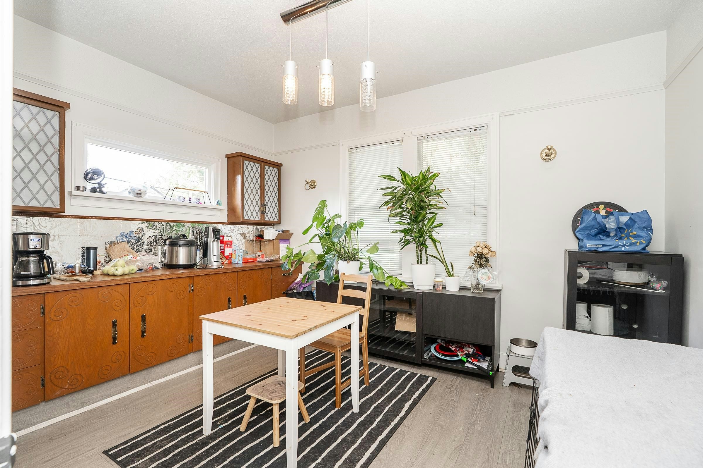 826 Westwood Street, Coquitlam, BC, V3C 3L2 - 9