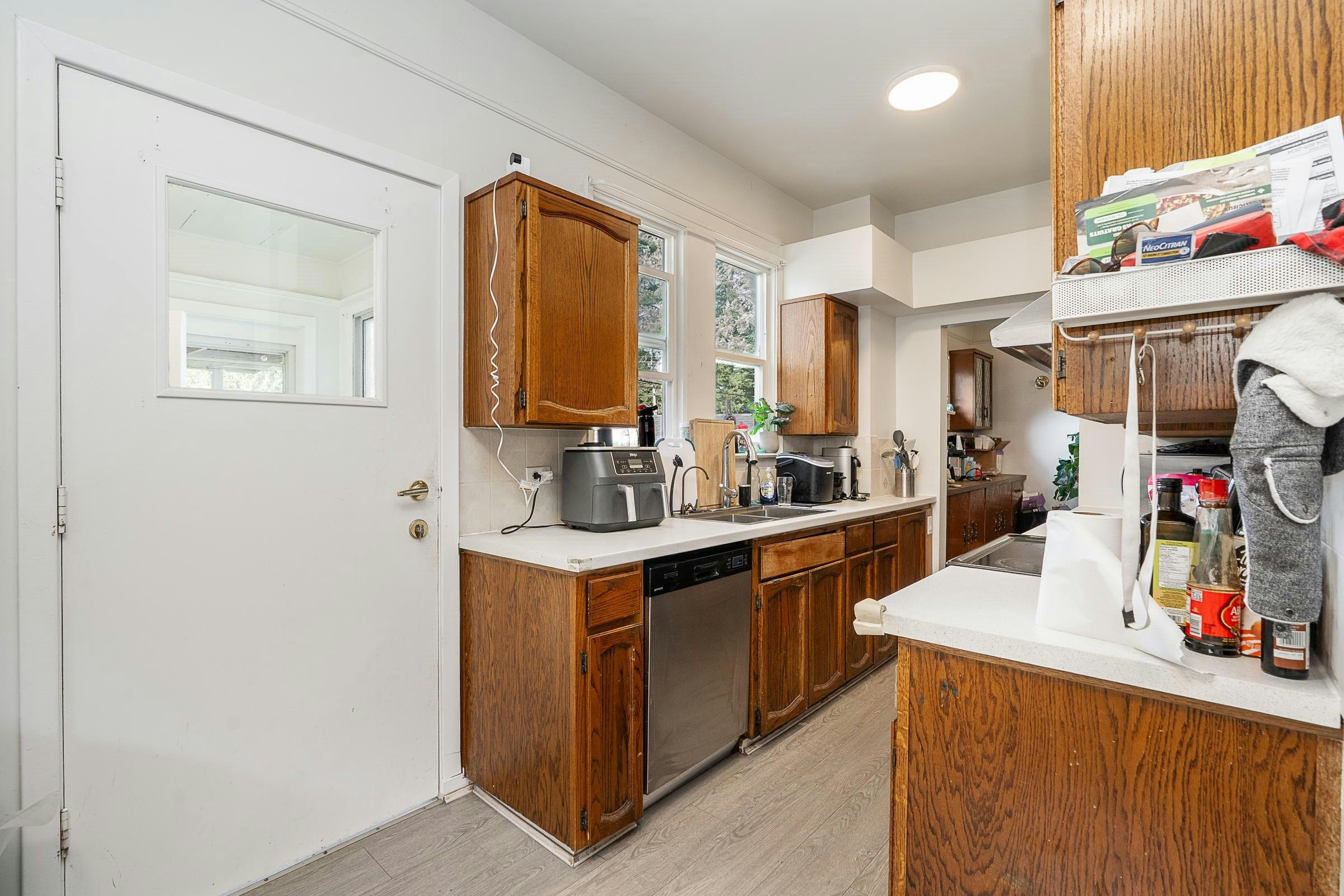 826 Westwood Street, Coquitlam, BC, V3C 3L2 - 13
