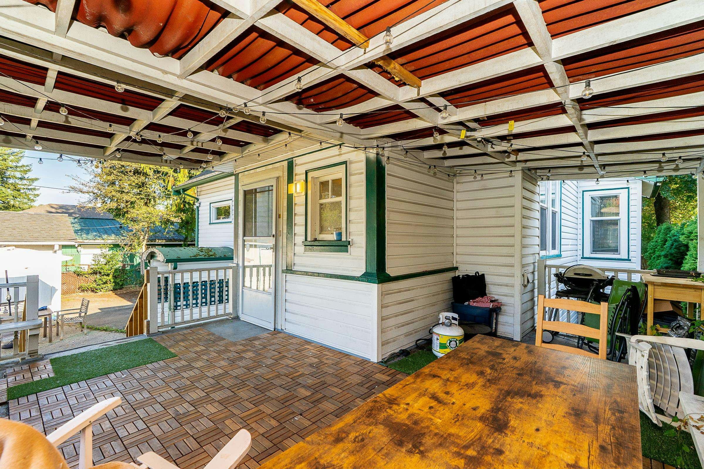 826 Westwood Street, Coquitlam, BC, V3C 3L2 - 30