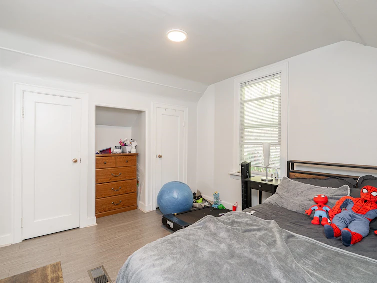 826 Westwood Street, Coquitlam, BC, V3C 3L2 - 20