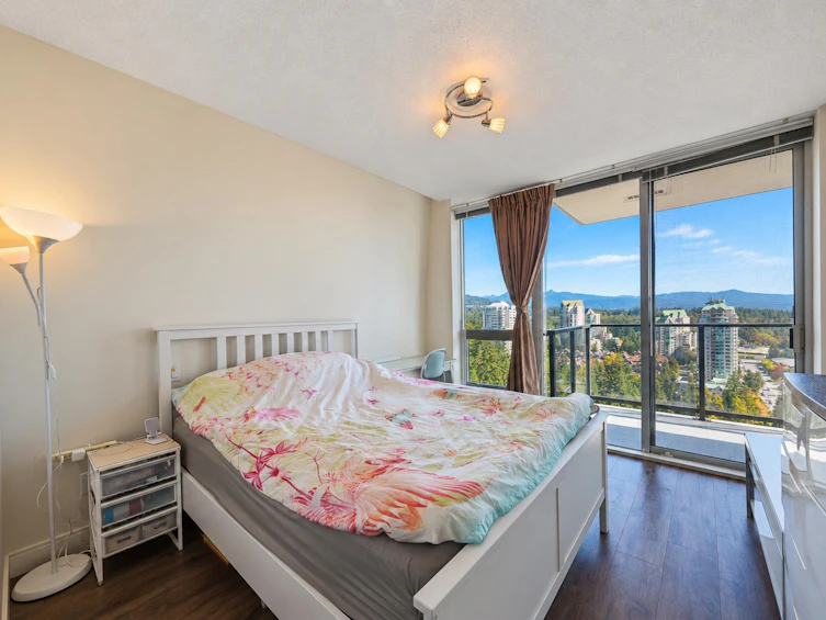 2602-3007 Glen Drive, Coquitlam, BC, V3B 0L8 - 8