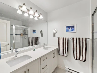 44-15151 34 Avenue - 4