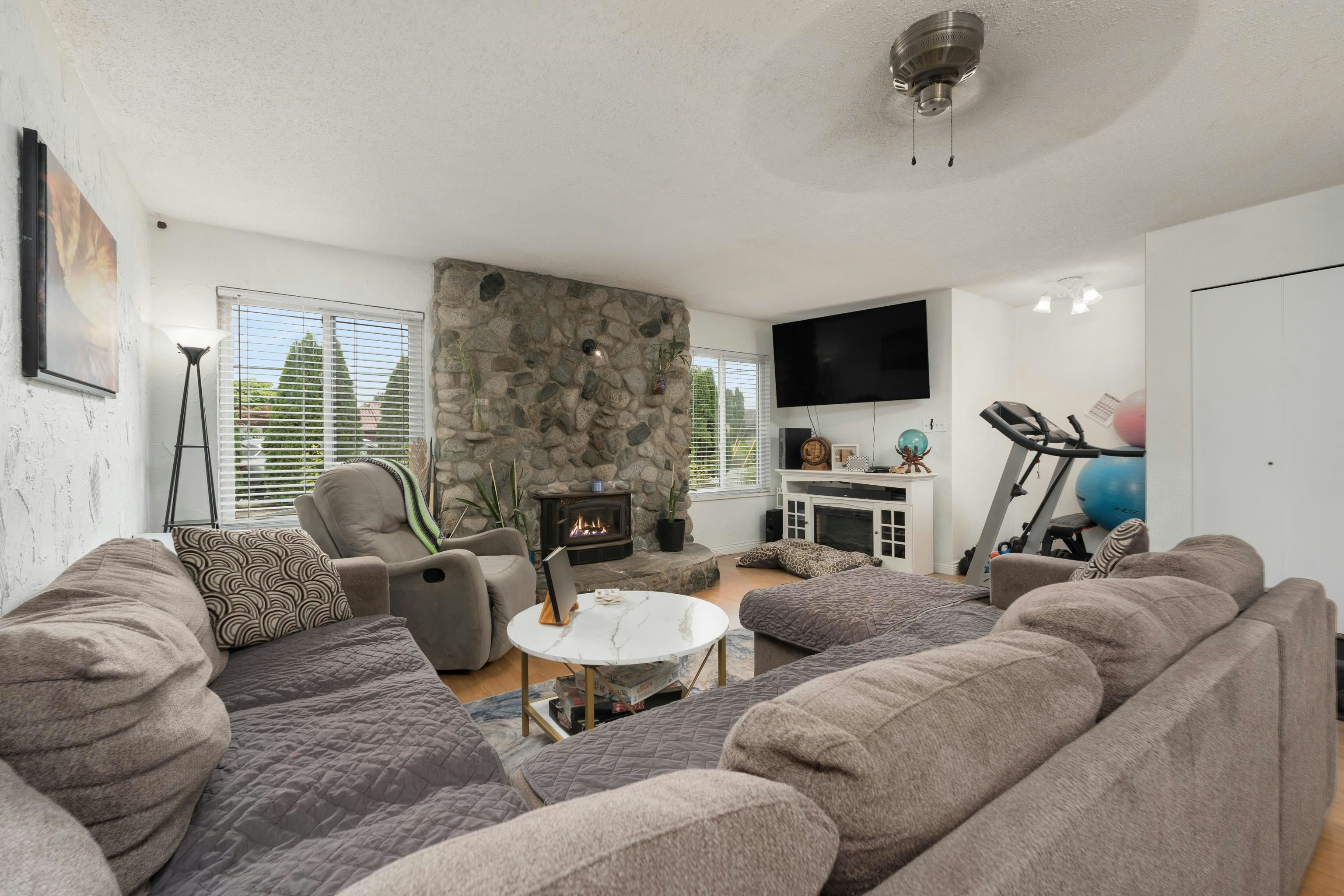 22702 123 Avenue, Maple Ridge, BC, V2X 4E4 - 10