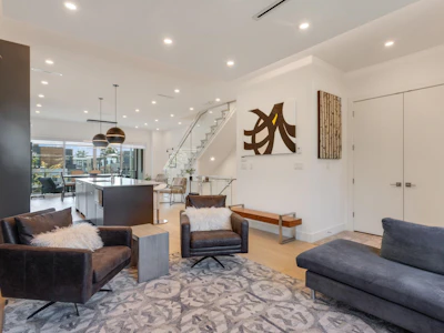 609 E 4th Street - 4