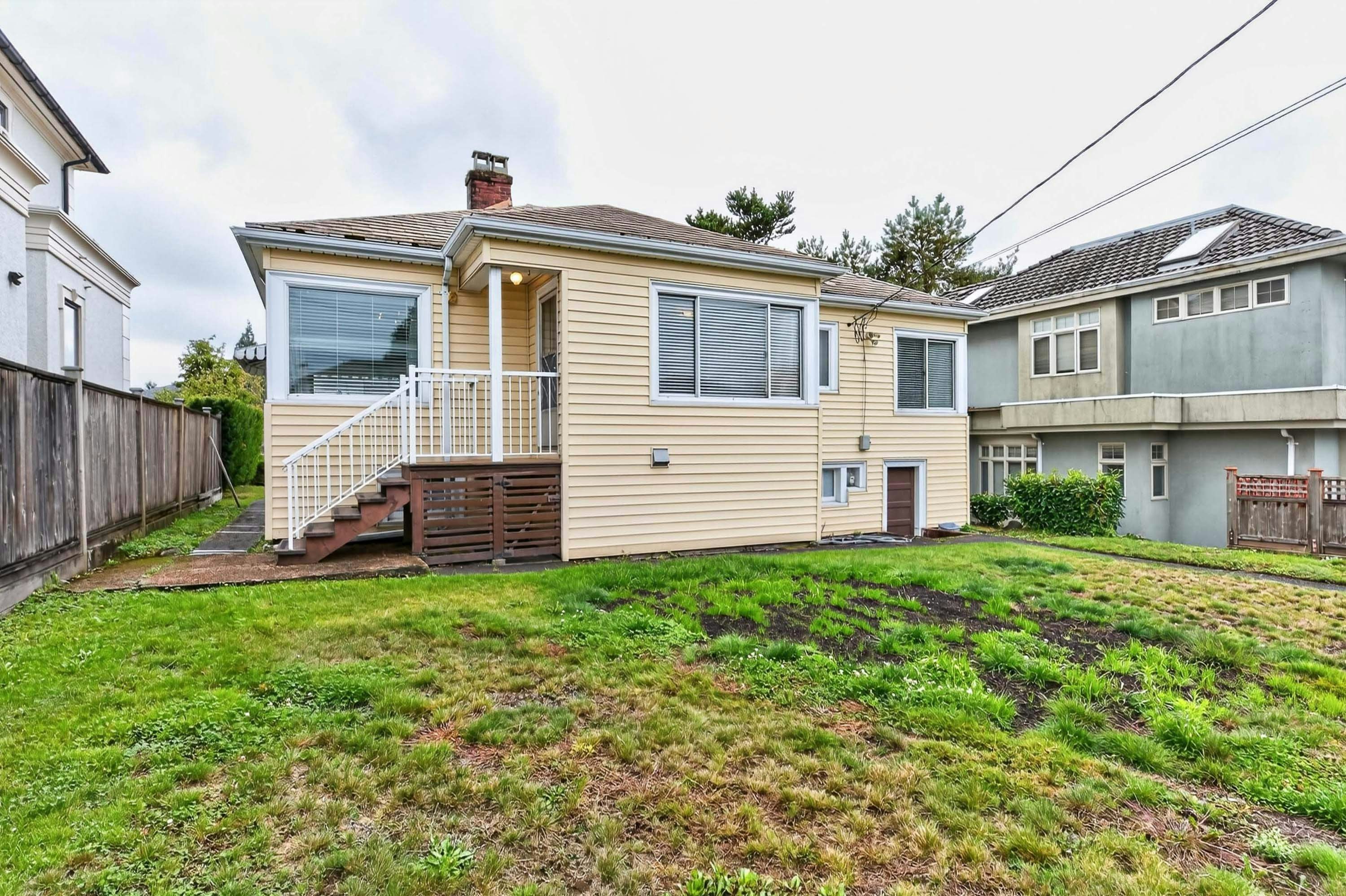 2345 W 18th Avenue, Vancouver, BC, V6L 1A7 - 30