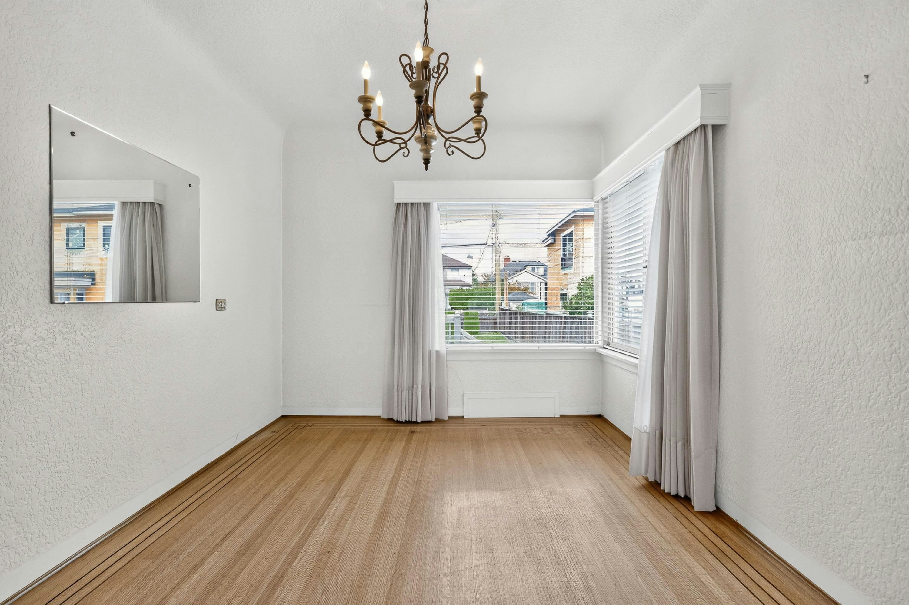 2345 W 18th Avenue, Vancouver, BC, V6L 1A7 - 9