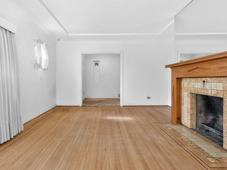 2345 W 18th Avenue, Vancouver, BC, V6L 1A7 - 8