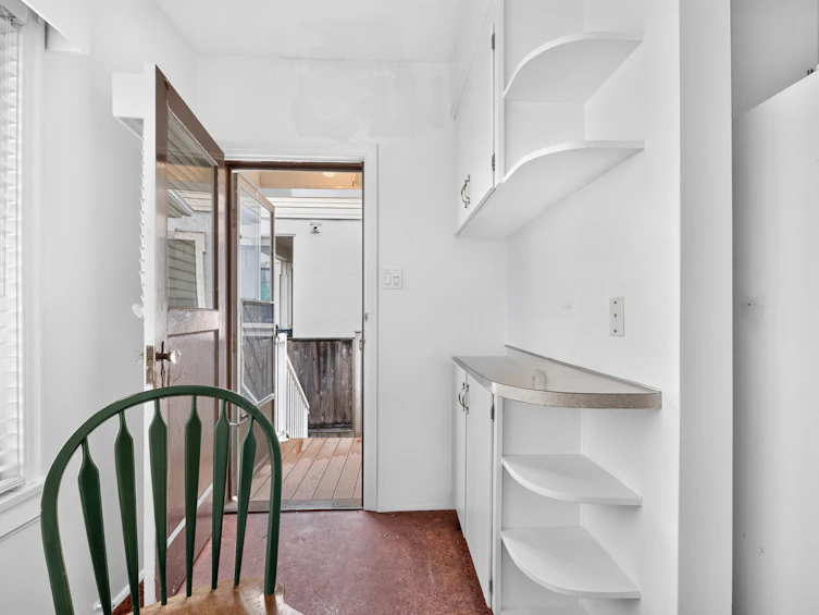 2345 W 18th Avenue, Vancouver, BC, V6L 1A7 - 14