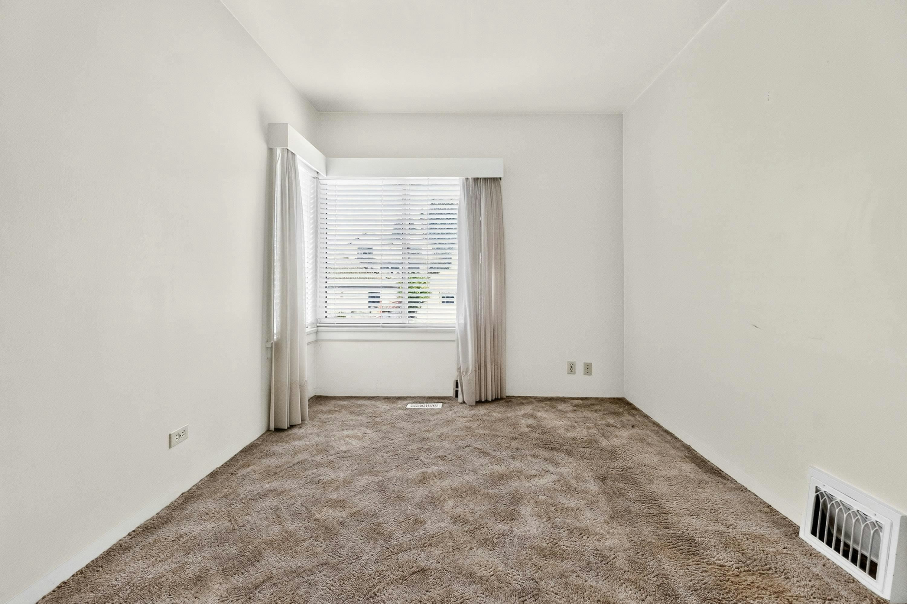 2345 W 18th Avenue, Vancouver, BC, V6L 1A7 - 19