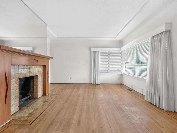 2345 W 18th Avenue, Vancouver, BC, V6L 1A7 - 7