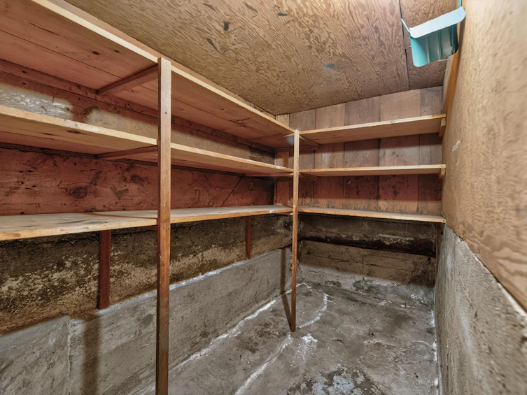 2345 W 18th Avenue, Vancouver, BC, V6L 1A7 - 28