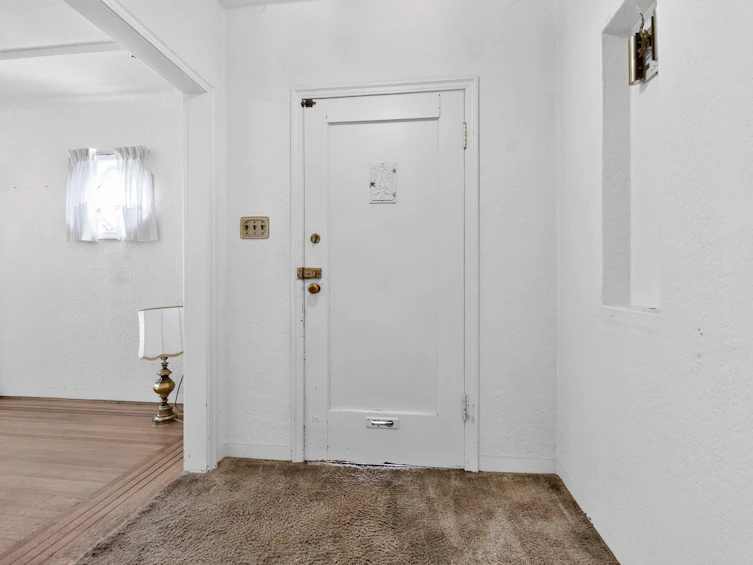 2345 W 18th Avenue, Vancouver, BC, V6L 1A7 - 6