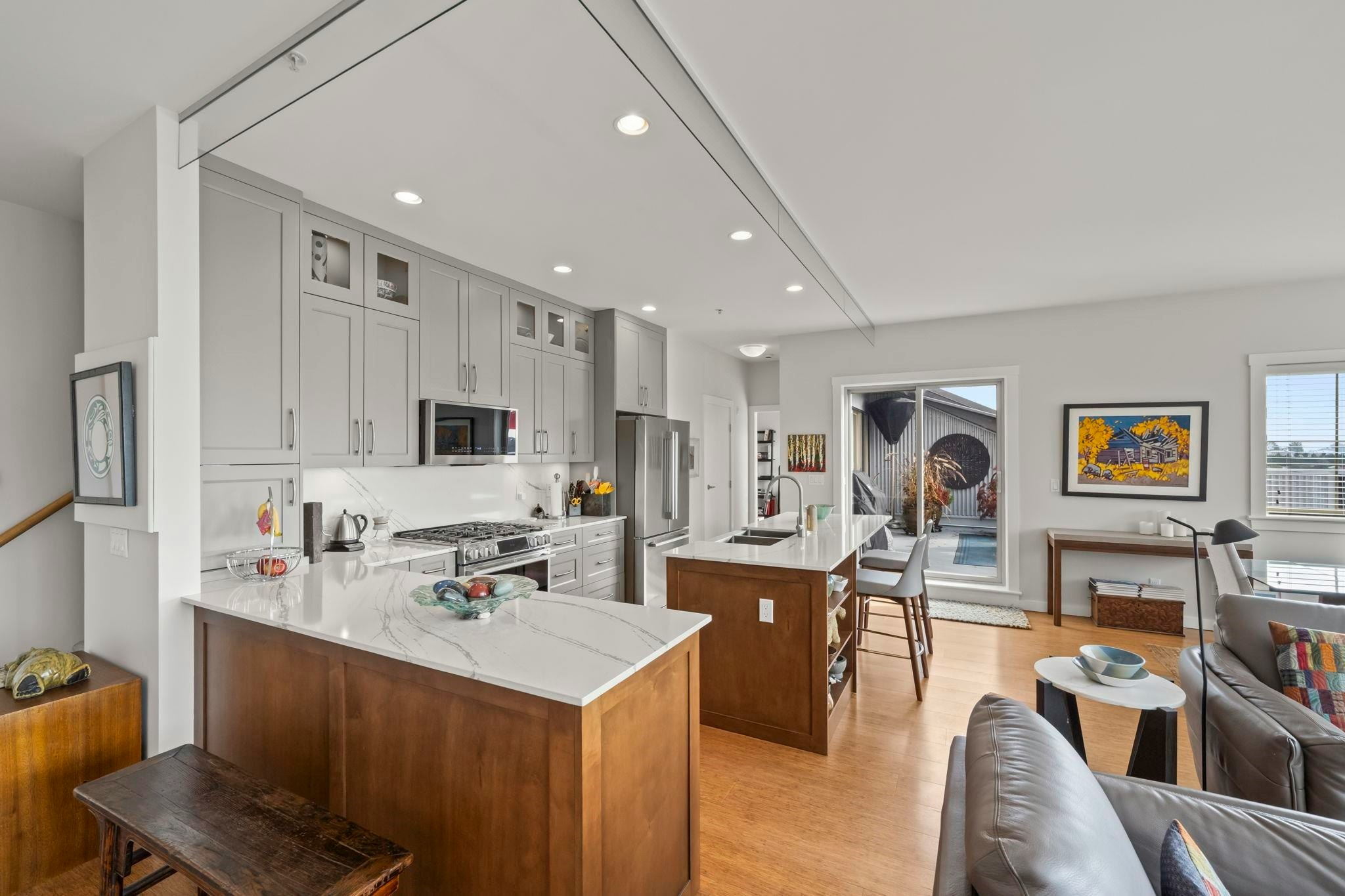 408-6233 London Road - 3