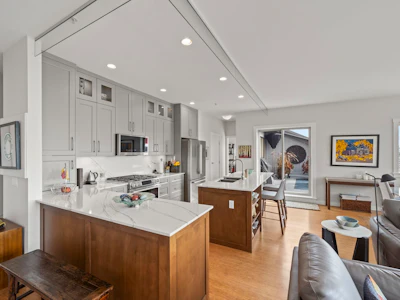 408-6233 London Road - 3