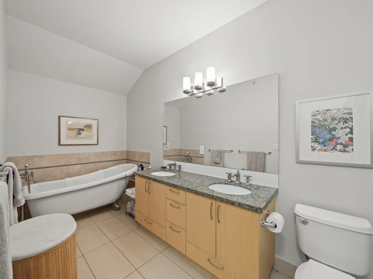 408-6233 London Road, Richmond, BC, V7E 3S3 - 24