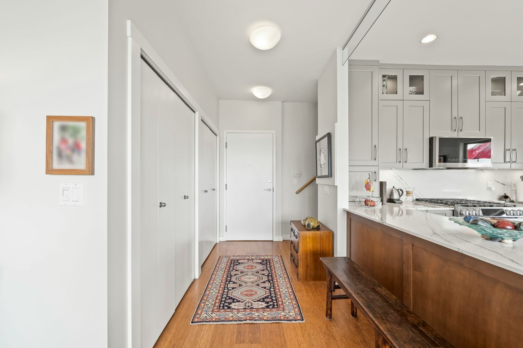 408-6233 London Road - 2