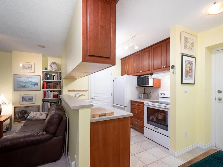 805-5639 Hampton Place, Vancouver, BC, V6T 2H6 - 5