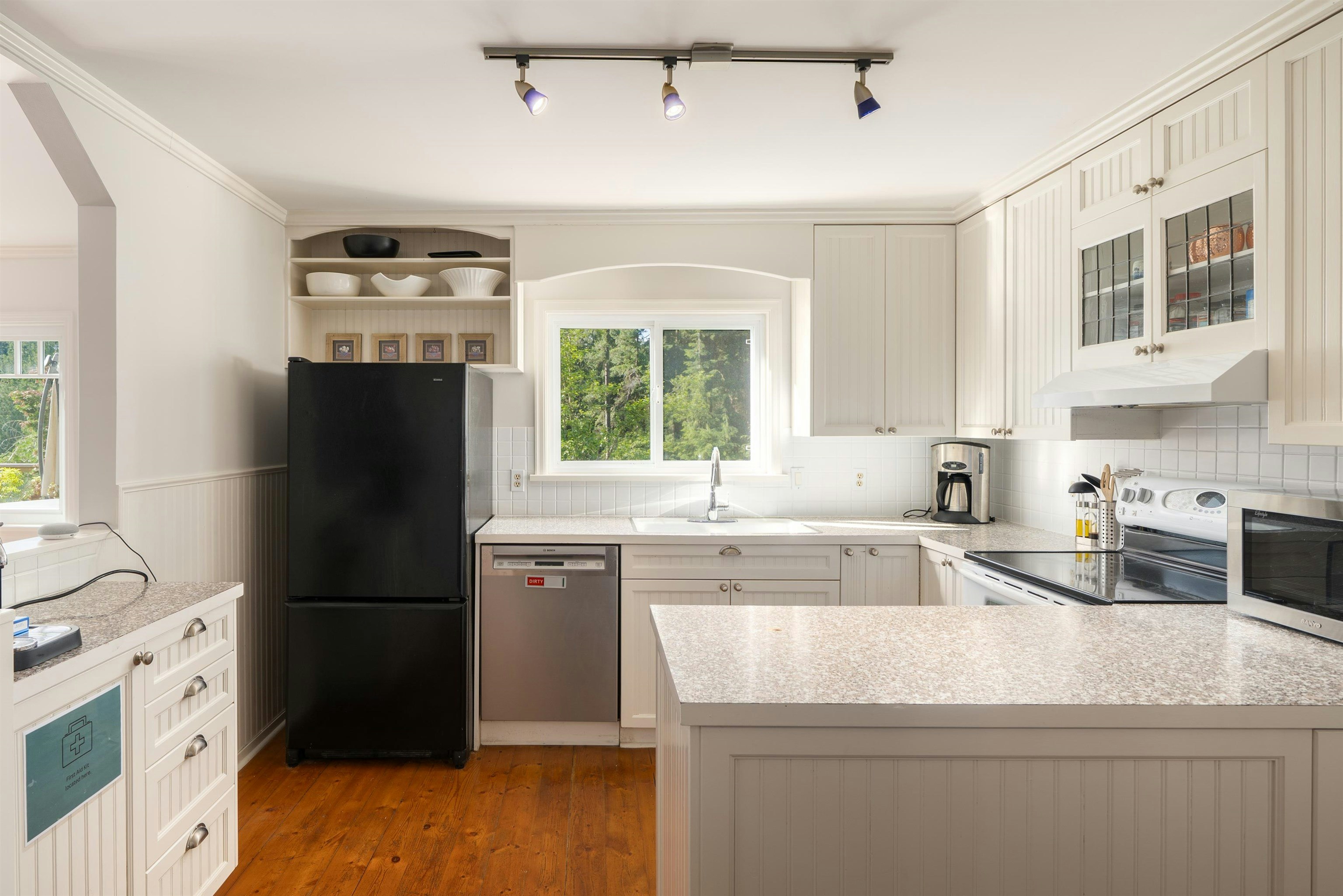 1506 Whitesails Drive, Bowen Island, BC, V0N 1G2 - 16