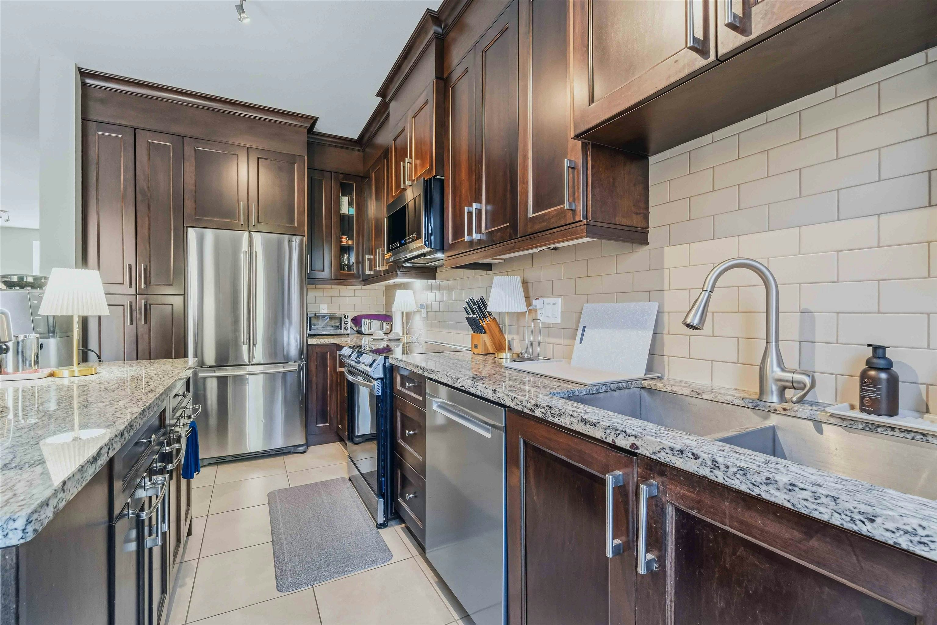 13-1299 Coast Meridian Road, Coquitlam, BC, V3E 0H6 - 8