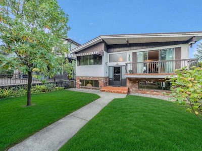 4195 Nanaimo Street - 3