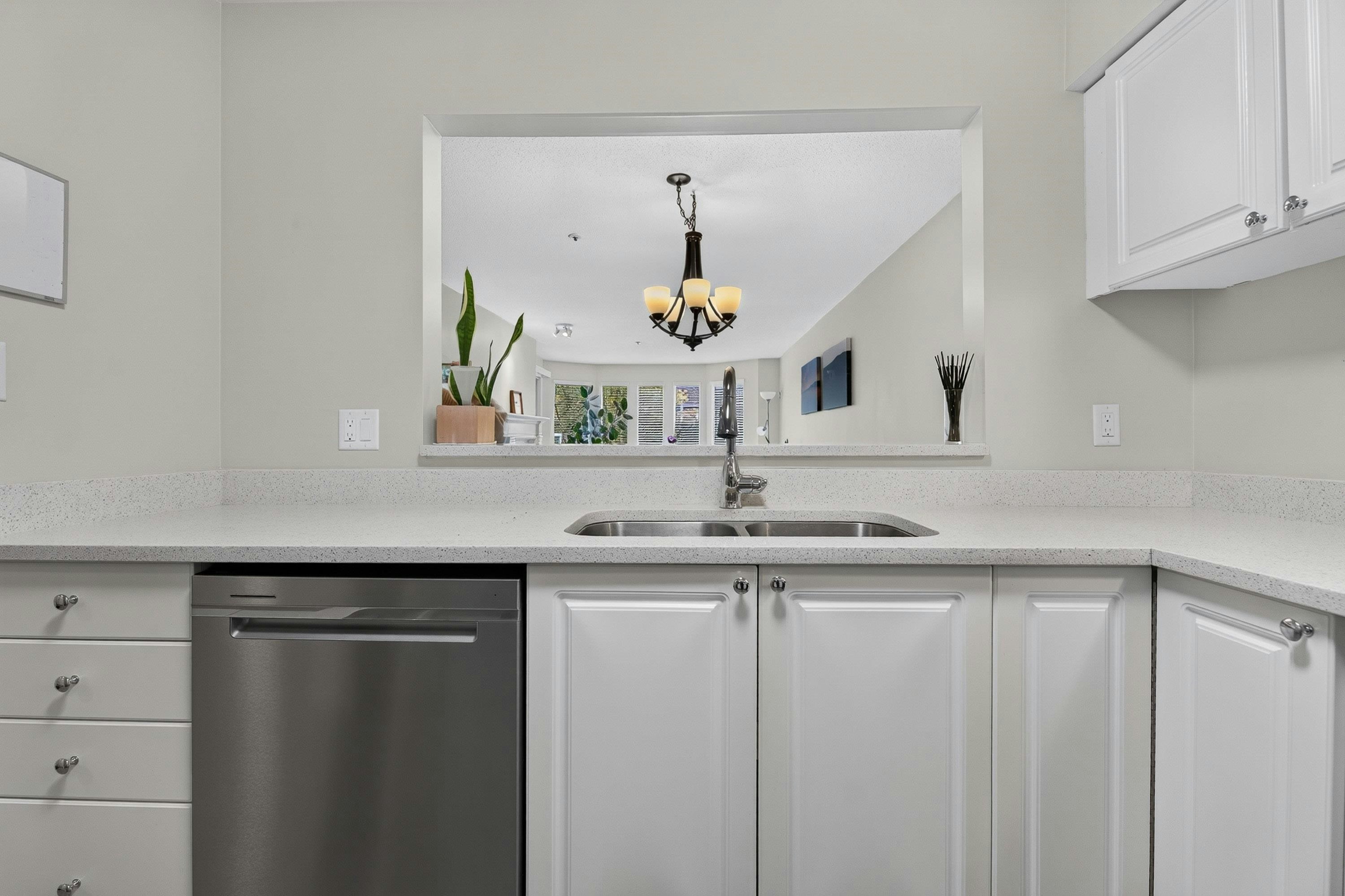 208-2288 W 12th Avenue, Vancouver, BC, V6X 4R2 - 8
