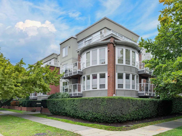 208-2288 W 12th Avenue, Vancouver, BC, V6X 4R2 - 2