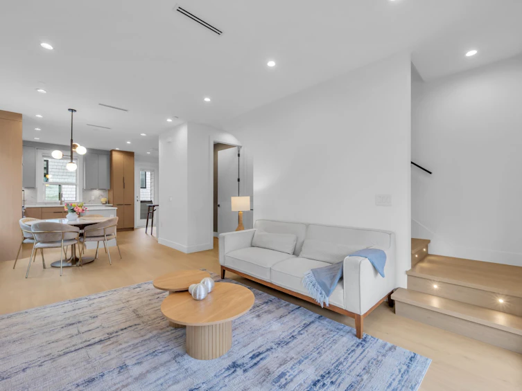 1-3436 Triumph Street, Vancouver, BC, V5K 1T8 - 6