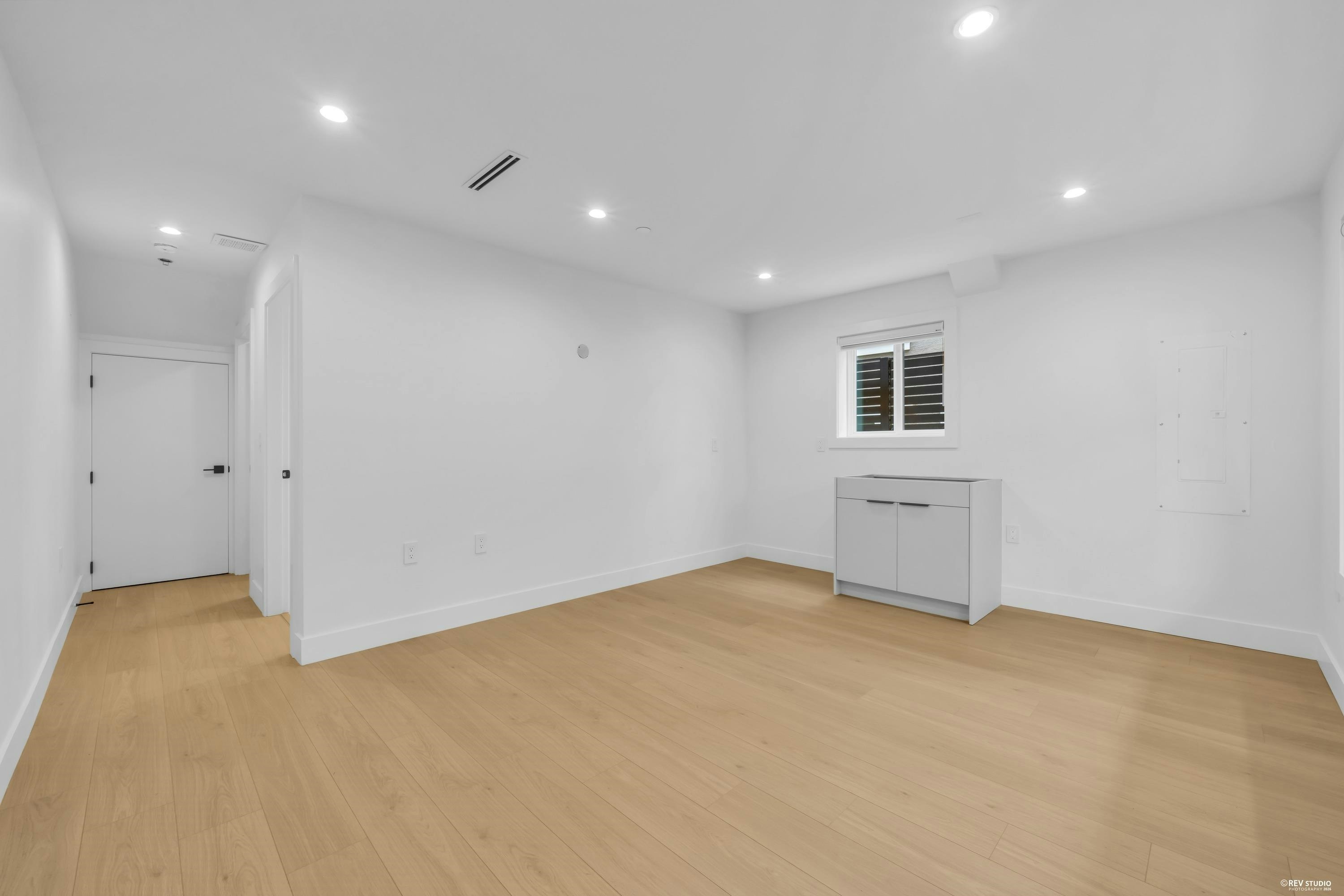 1-3436 Triumph Street, Vancouver, BC, V5K 1T8 - 21