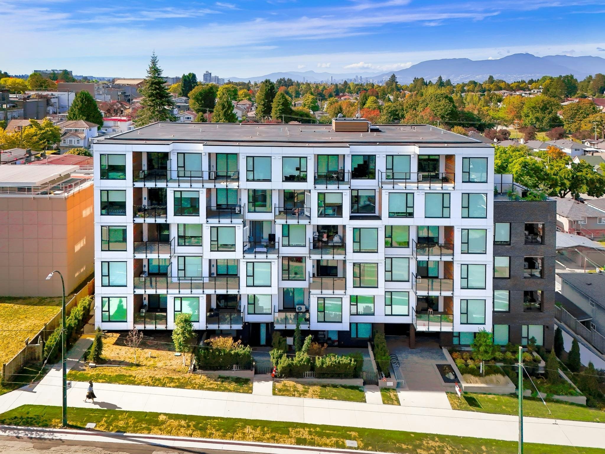 406-5399 Joyce Street, Vancouver, BC, V5R 4H3