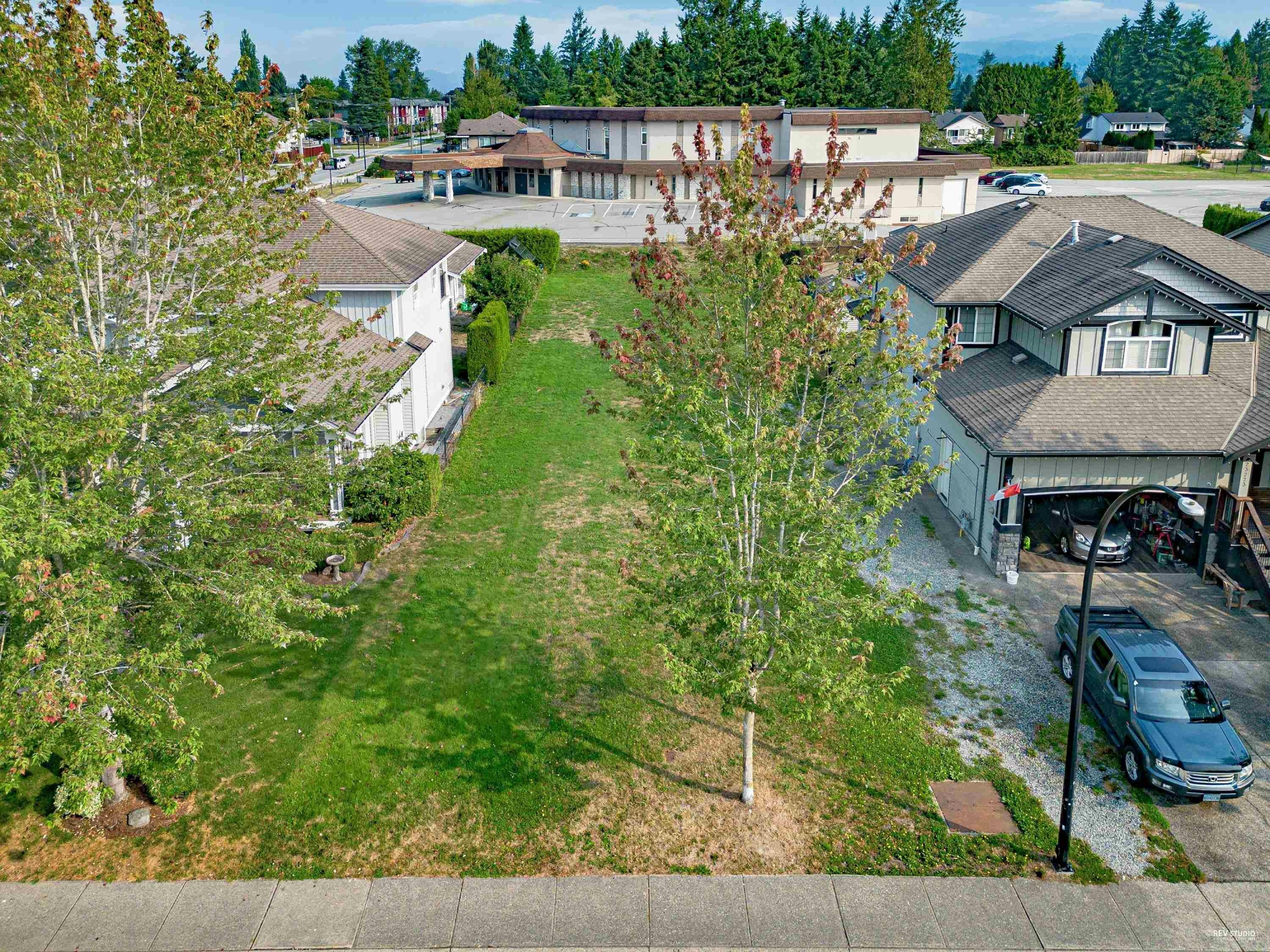 23217 117 Avenue, Maple Ridge, BC, V2X 7Z2 - 9