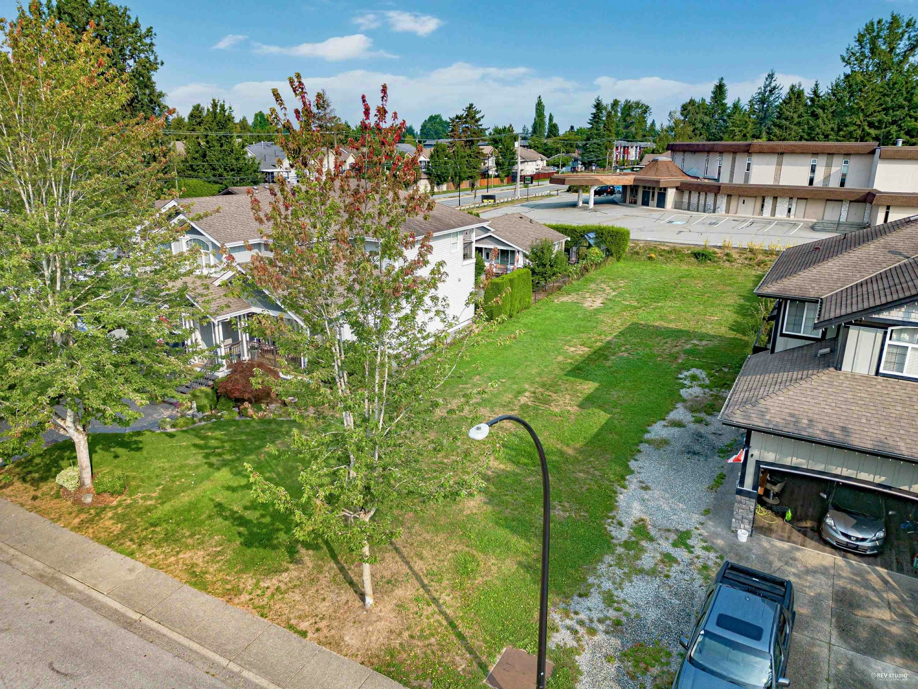 23217 117 Avenue, Maple Ridge, BC, V2X 7Z2 - 8