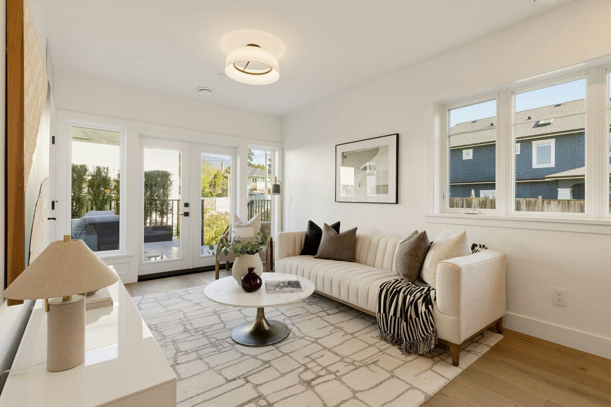 1-326 W 14th Street, North Vancouver, BC, V7M 1P6 - 5