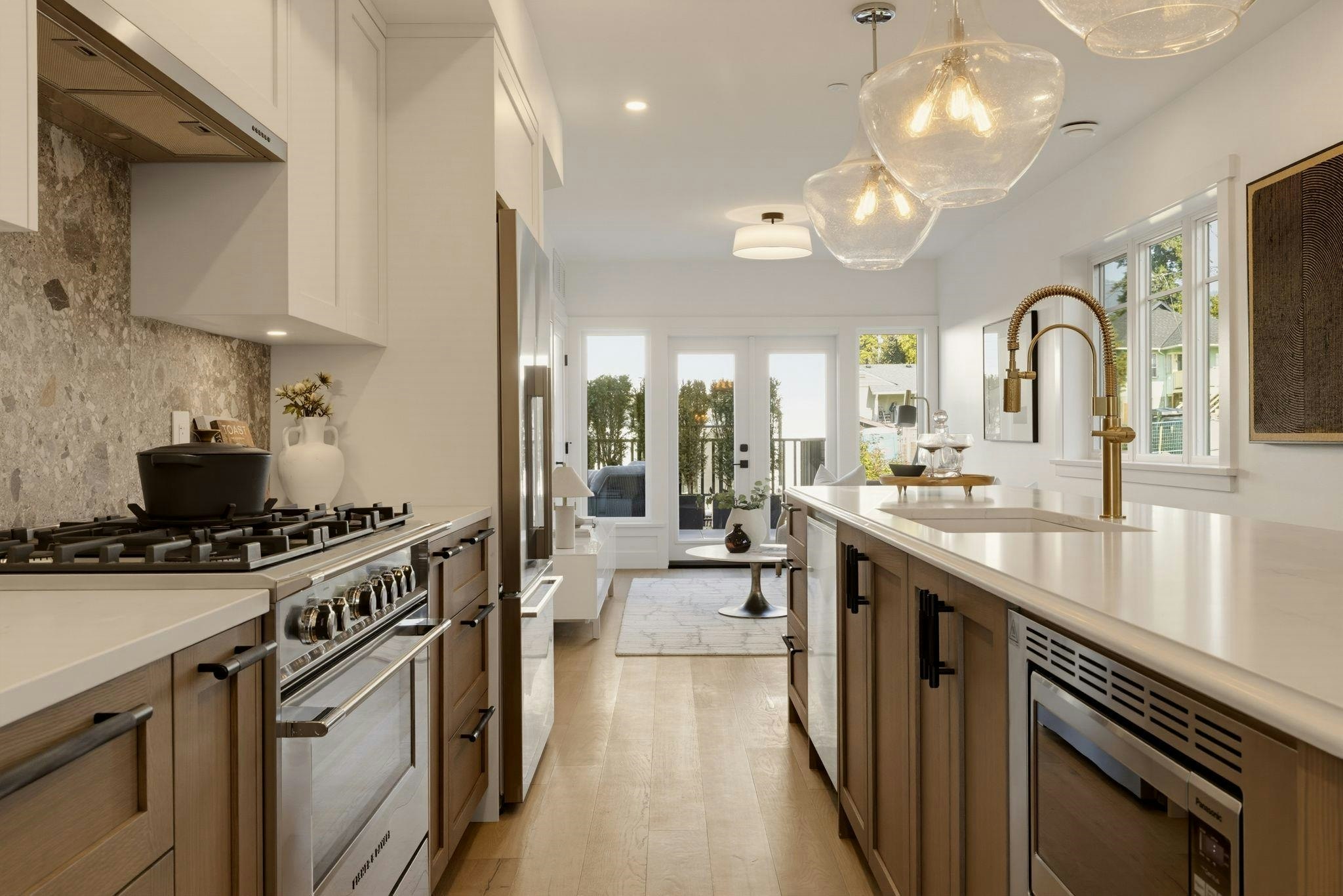 1-326 W 14th Street, North Vancouver, BC, V7M 1P6 - 3