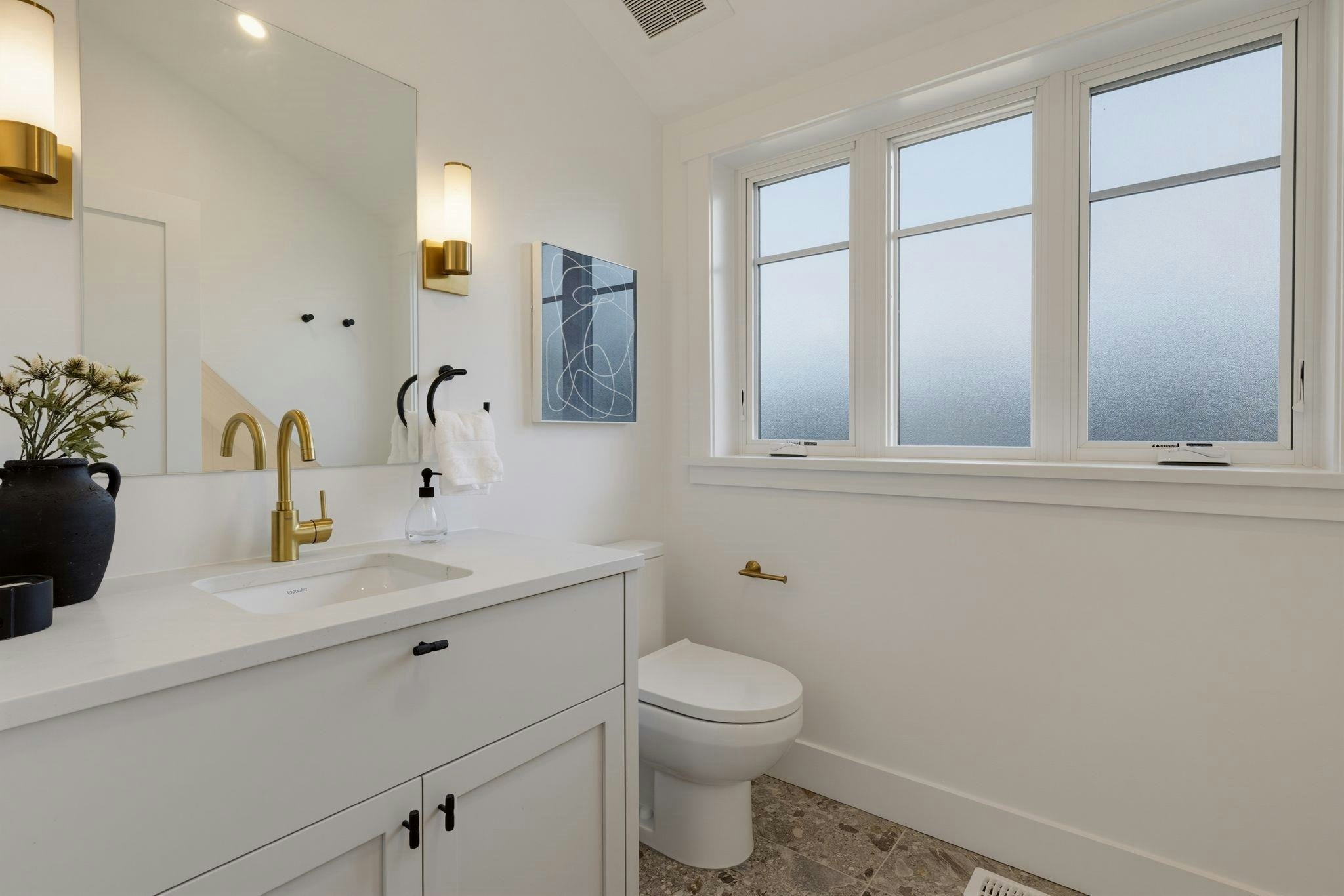 1-326 W 14th Street, North Vancouver, BC, V7M 1P6 - 24