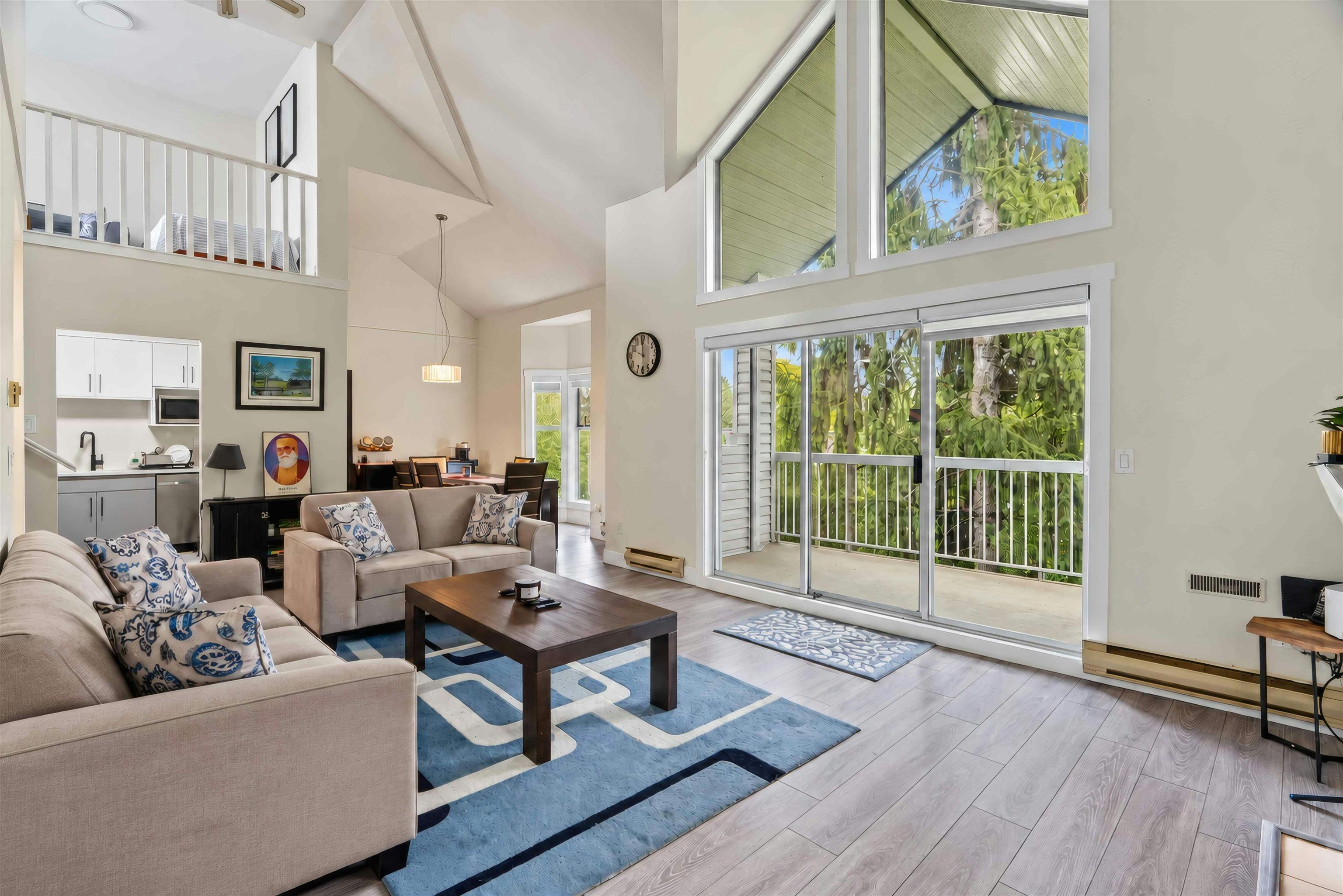 315-13918 72 Avenue, Surrey, BC, V3W 0T4