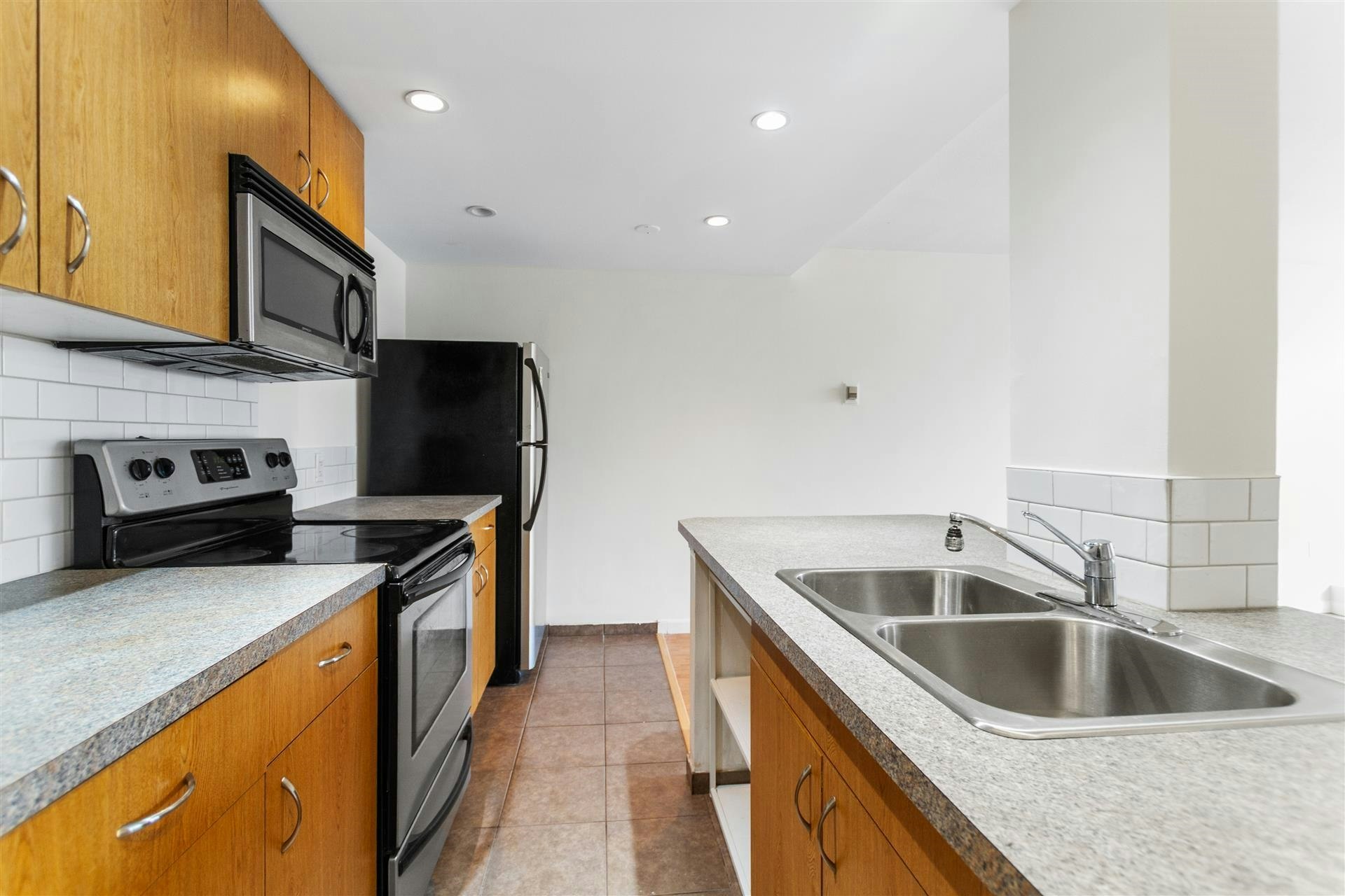 1501-1850 Comox Street, Vancouver, BC, V6G 1R3 - 7