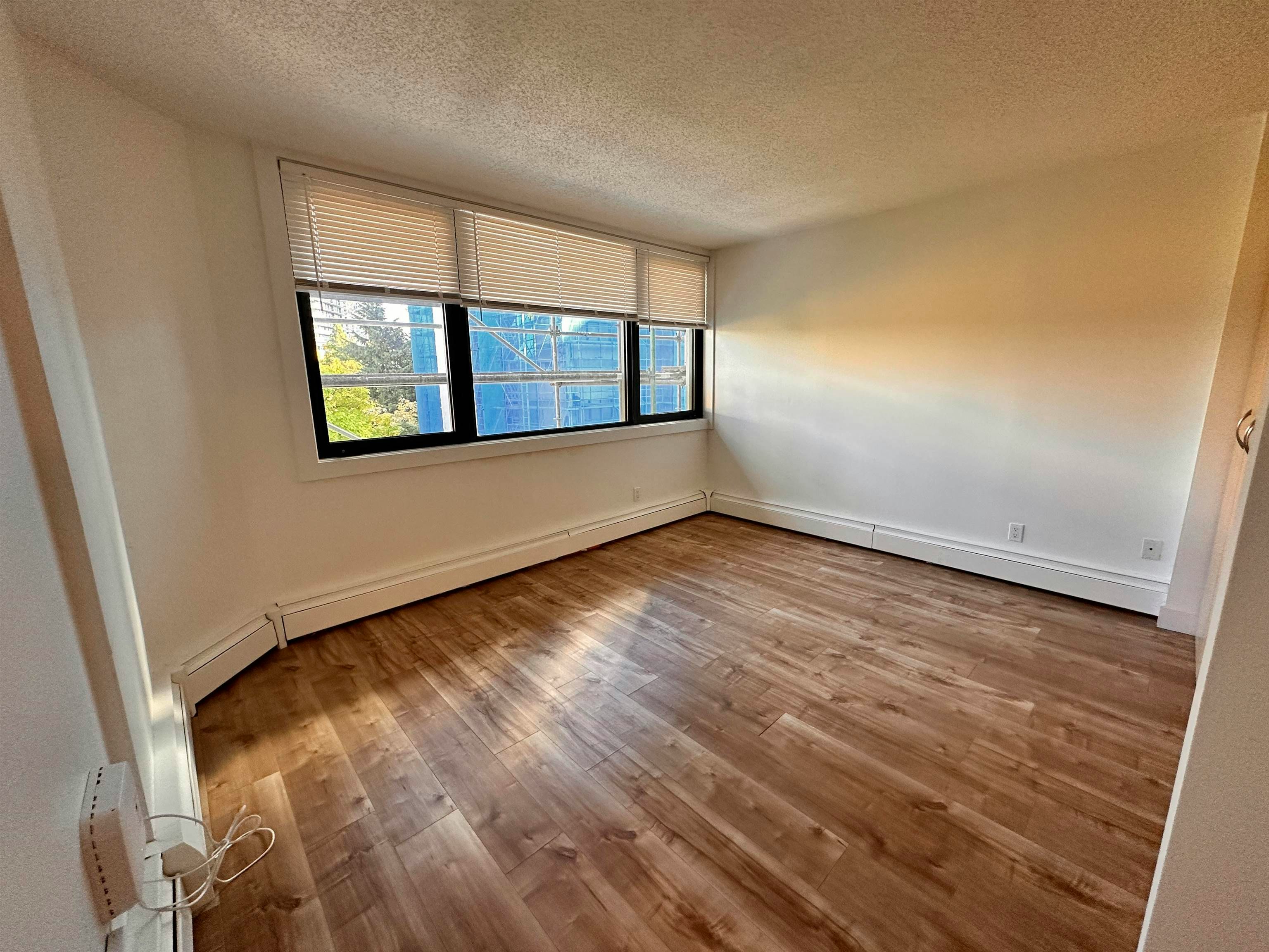 606-4200 Mayberry Street, Burnaby, BC, V5H 4A7 - 9