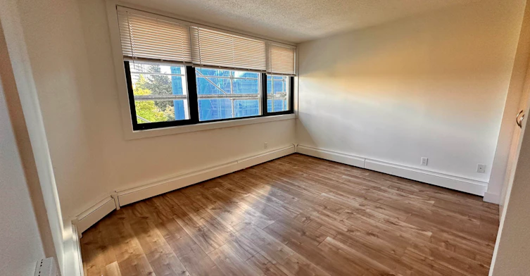 606-4200 Mayberry Street, Burnaby, BC, V5H 4A7 - 9