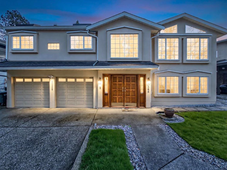 8022 Lakefield Drive, Burnaby, BC, V5E 3W8