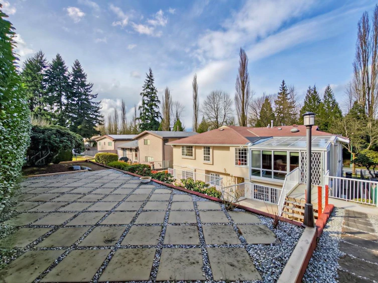 8022 Lakefield Drive, Burnaby, BC, V5E 3W8 - 38