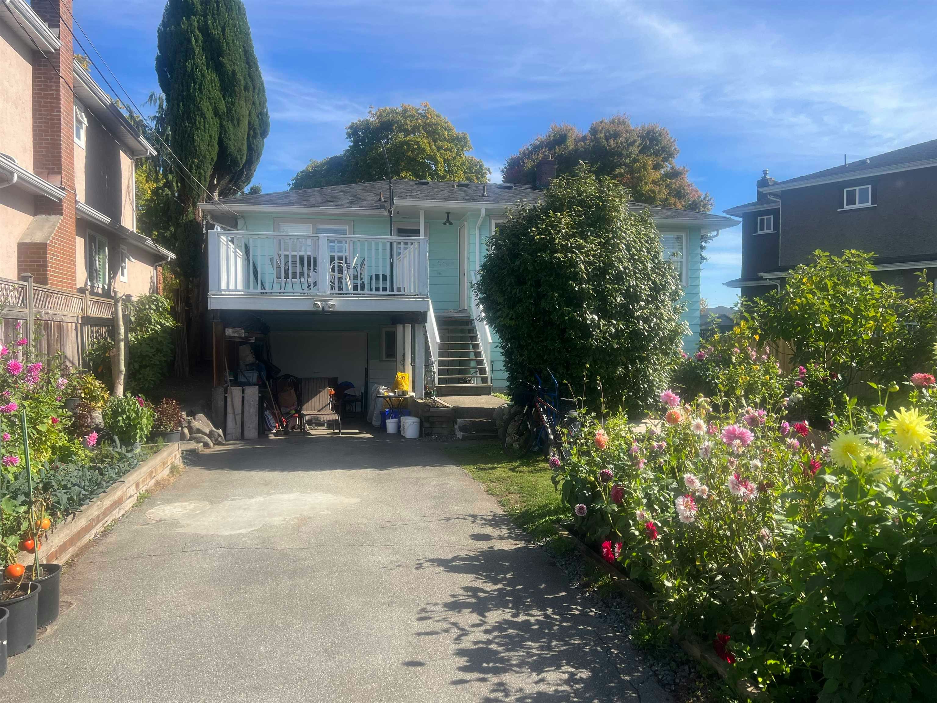 5491 Elizabeth Street - 2