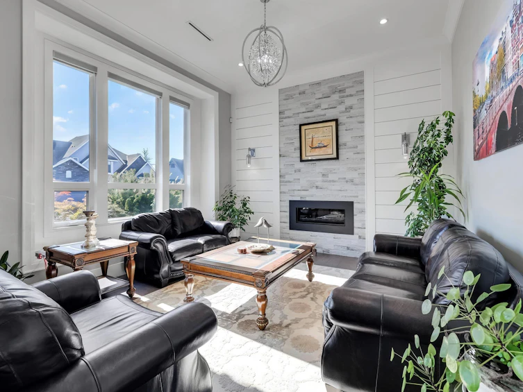 15949 39a Avenue, Surrey, BC, V3Z 0Y3 - 2