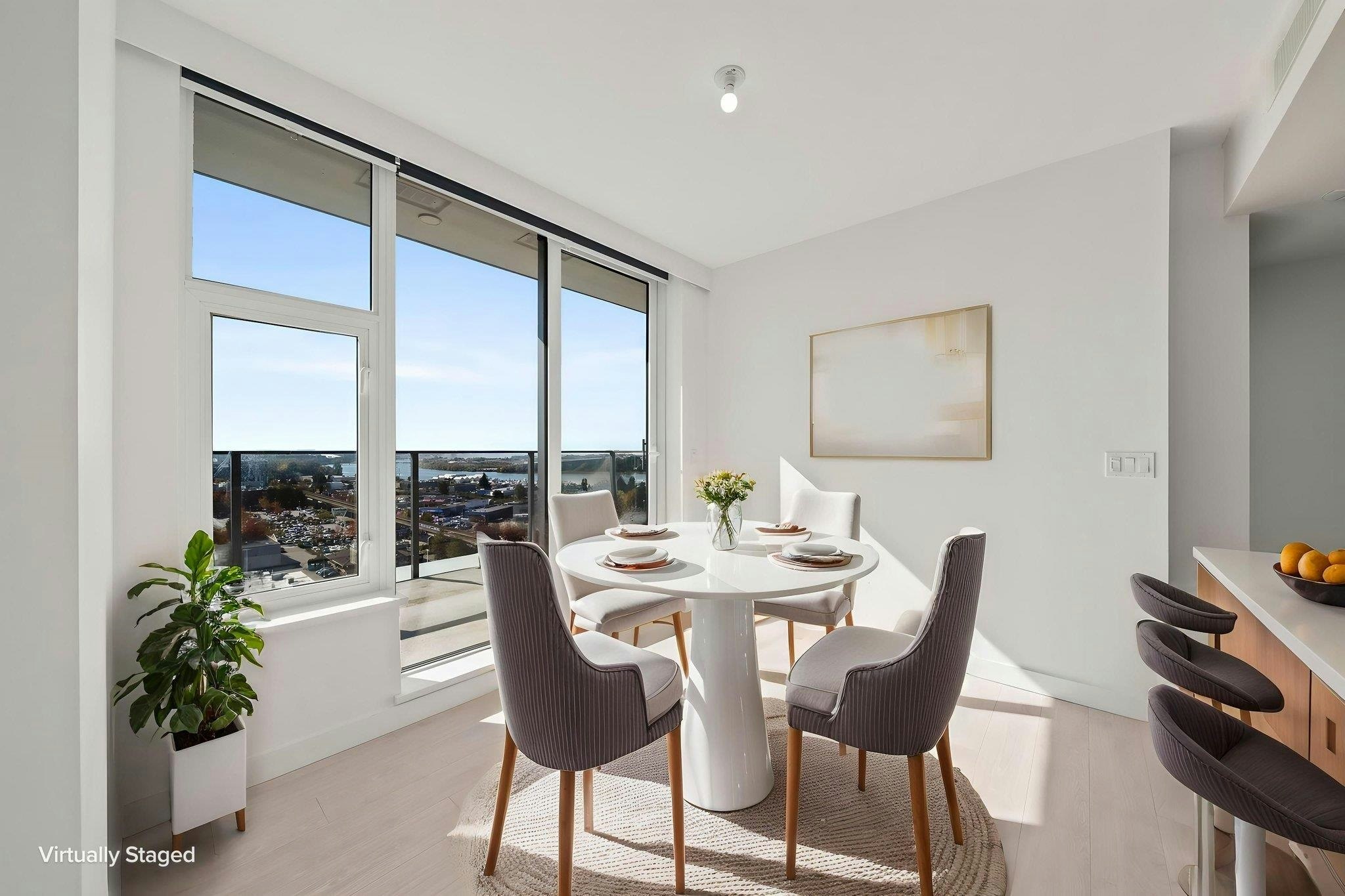 1401-8611 Hazelbridge Way - 3