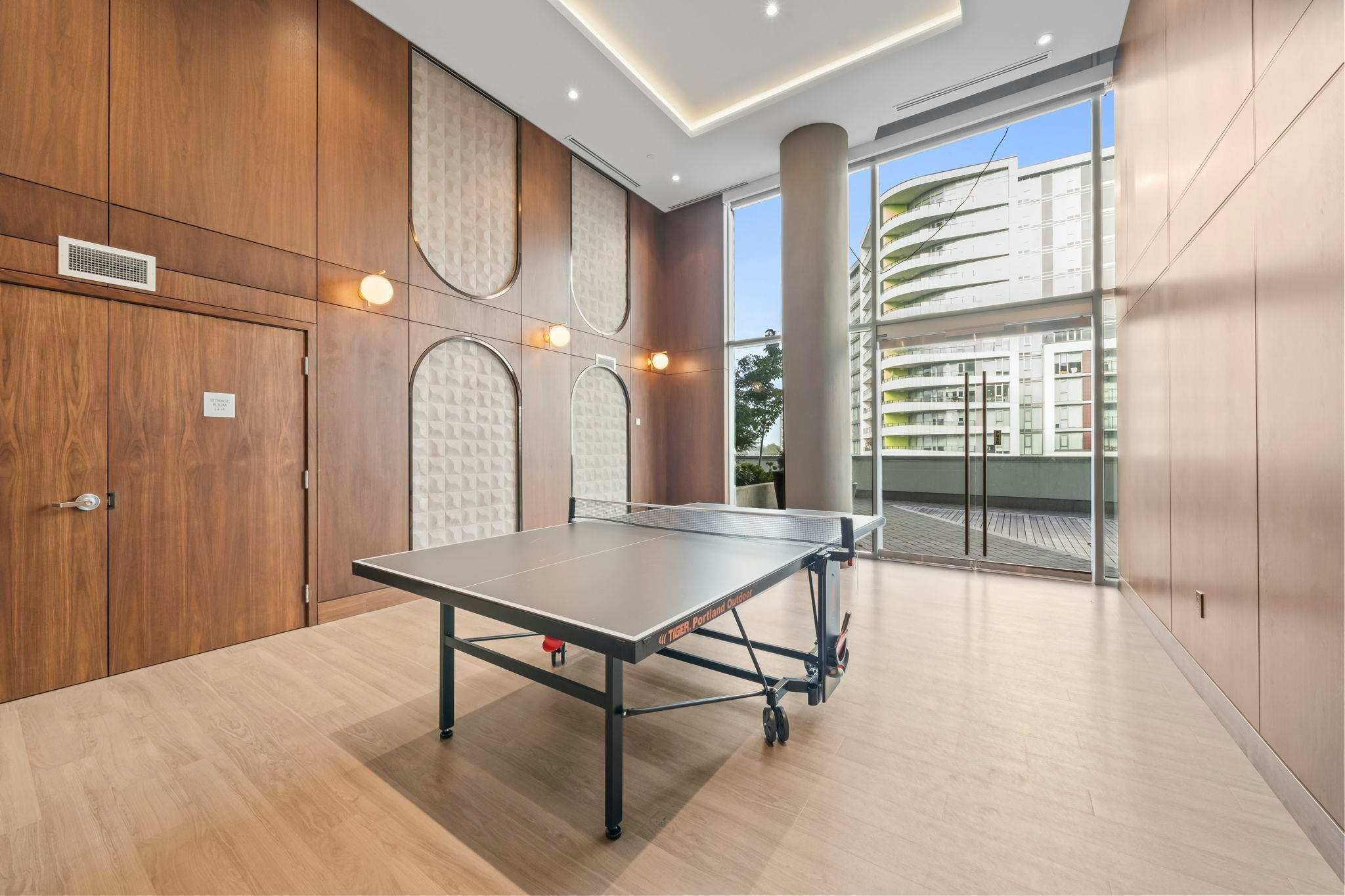 1401-8611 Hazelbridge Way, Richmond, BC, V6X 0W8 - 30