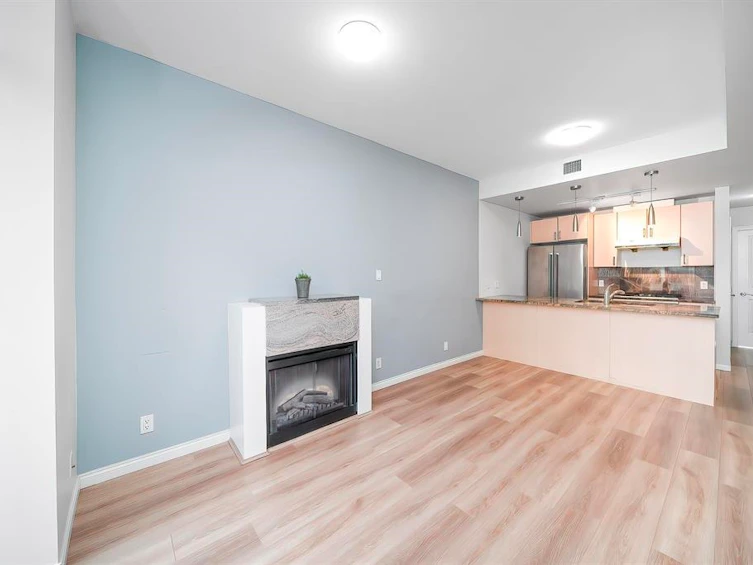 303-1211 Melville Street, Vancouver, BC, V6E 0A7 - 3