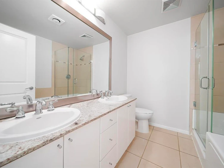 303-1211 Melville Street, Vancouver, BC, V6E 0A7 - 13