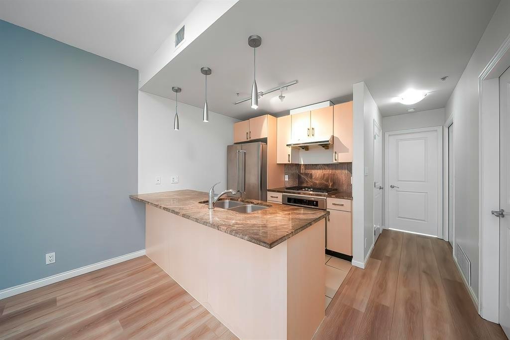 303-1211 Melville Street, Vancouver, BC, V6E 0A7 - 8